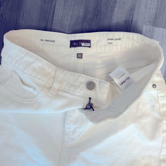 DL Vintage Asra White Mini Skirt Size 25 - Picture 3 of 3